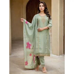 Skylee Pop Women Floral Printed Kurta with Trousers & Dupatta image 1