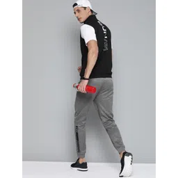 Slazenger Men Black Typography Print Running Sporty Rapid-Dry Jacket-picture-30