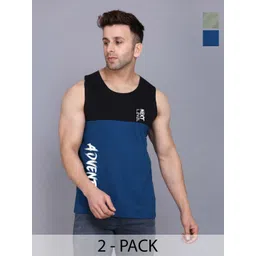 SLOWLORIS Men 2 Colourblocked Applique Slim Fit T-shirt-picture-17