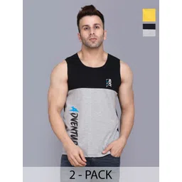 SLOWLORIS Men 2 Colourblocked Hooded Applique Slim Fit T-shirt-picture-22