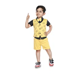 Smuktar garments Boys Printed Shirt with Shorts image 1