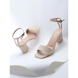 Snasta Women Textured Block Heel Sandals-picture-17