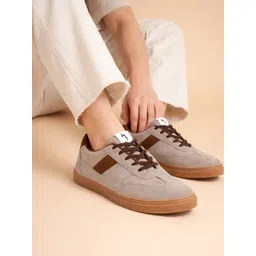 SNEAKLAB Men Colourblocked Suede Sneakers-picture-52