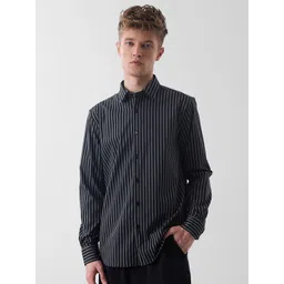 Snitch India Slim Fit Vertical Striped Spread Collar Formal Shirt-picture-26