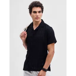 Snitch Men Relaxed Cuban Collar Textured Casual Shirt-picture-10