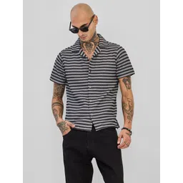Snitch Men Smart Slim Fit Horizontal Stripes Opaque Striped Casual Shirt-picture-36