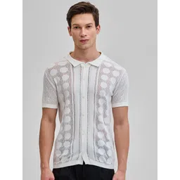 Snitch Men Smart Spread Collar Textured Cotton Casual Shirt-picture-41