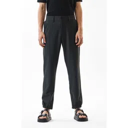 Snitch Men Textured Mid-Rise Relaxed Fit Stretch Jogger-image-44