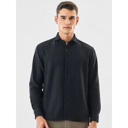 Snitch Men Textured Spread Collar Casual Shirt-picture-15