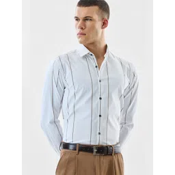Snitch Men Vertical Striped Spread Collar Formal Shirt-image-23