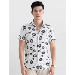 Snitch White Floral Printed Spread Collar Classic Slim Fit Casual Shirt-picture-25
