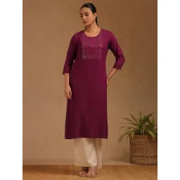 Soch Magenta Rayon Slub Embroidered Three-Quarter Sleeves Kurta-picture-36
