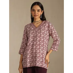 Soch Women Floral Printed V-Neck Tunic With Mirror Work-picture-29