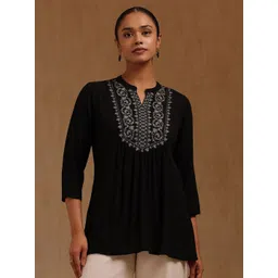 Soch Women Mandarin Collar Embroidered Ethnic Tunic-picture-39