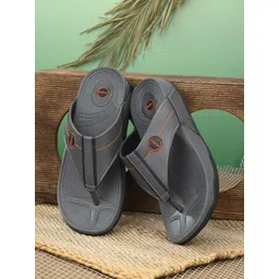 SOFTIO Men Grey Flatform Sandals-picture-14