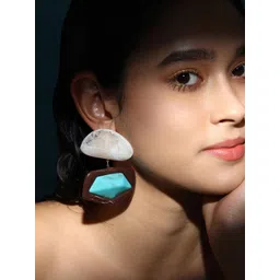 SOHI Gold-Plated Geometric Shaped Artificial Stones Drop Earrings-picture-27