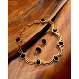 sohi Set of 2 Edith Stud Earrings & Necklace -picture-32