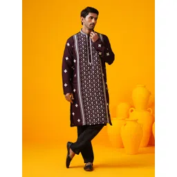 SOJANYA LUXE Floral Embroidered Sequinned Mandarin Collar Straight Kurta-picture-39