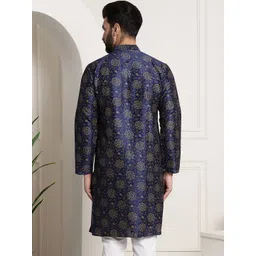 SOJANYA Floral Printed Mandarin Collar Straight Kurta image 5