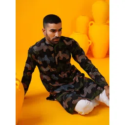 SOJANYA Men Embroidered Regular Kantha Work Kurta with Pyjamas-picture-38