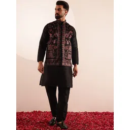 SOJANYA Men Floral Embroidered Kurta with Pyjama-picture-37