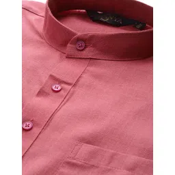 SOJANYA Men Pink Solid Straight Kurta image 2