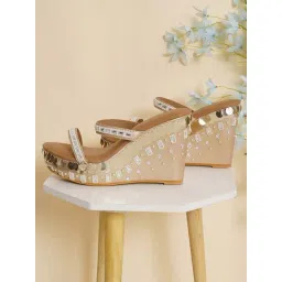 Sole House Women's Gold Ethnic Wedges-picture-28