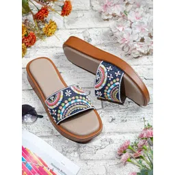 sole mates Women Embellished Flatform Heels-picture-18