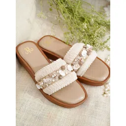 sole mates Women Embellished Flatform Sandals Heels-picture-32