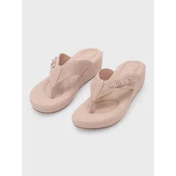 Sole To Soul Textured Wedge Sandals-picture-30