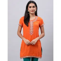 Souchii Orange Floral Embroidered Mirror Work Mirror Work Kurti-picture-29