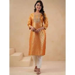 Span Women Floral Embroidered Regular Pure Silk Kurta with Trousers-picture-40