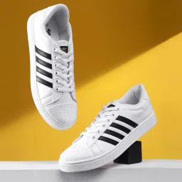 sparx Men Lace Up Sneaker Shoes image 1