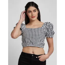 Spykar Black Chequered Crop Top-picture-28