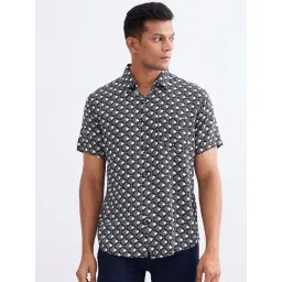 Spykar Black Viscose Regular Fit Geometric Print Shirt-picture-12