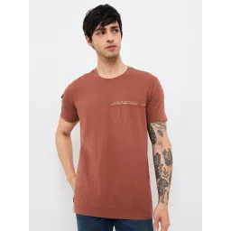 Spykar Brown Cotton Slim Solid T-Shirt-image-49
