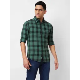 Spykar Green Cotton Slim Fit Checks Shirt-image-19