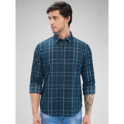 Spykar Green Slim Fit Checks Shirt-image-16