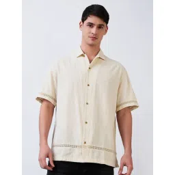 Spykar Men White Relaxed Fit Solid Half Sleeve Casual Shirt-picture-17