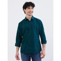 Spykar Teal Green Cotton Regular Fit Geometric Print Shirt-picture-13