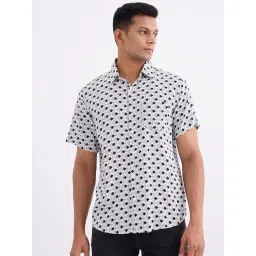 Spykar White Viscose Regular Fit Geometric Print Shirt-picture-21