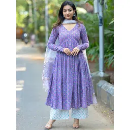 SRILICA Women Floral Printed Regular Kurta with Trousers & Dupatta-picture-6