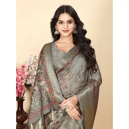 SSHAGUN LIFESTYLE Floral Printed Zari Bandhani Saree-picture-32