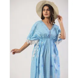 STIL O STITCH Print Flared Sleeve Satin Kaftan Maxi Dress image 3