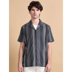 StitchX Men Vertical Stripes Standard Printed Casual Shirt-picture-29