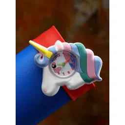 Stoln Unisex Kids Printed Dial & Straps Analogue Watch 18714-1-B-20007650 image 1