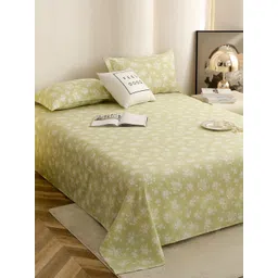 Story@home Green & Off White Floral 300 TC King Bedsheet with 2 Pillow Covers-picture-15