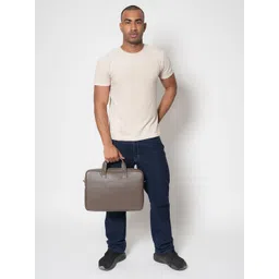 Style Shoes Unisex Textured Leather Laptop Bag-picture-15