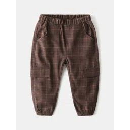 StyleCast Boys Brown Checked Mid Rise Joggers-picture-26