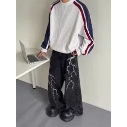 StyleCast Men Regular Fit Mid-Rise Light Fade Printed Cotton Jeans-image-2